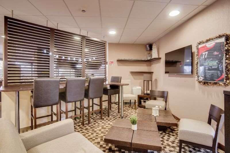 Brit Hotel De La Cote Des Havres Lessay Restaurant photo